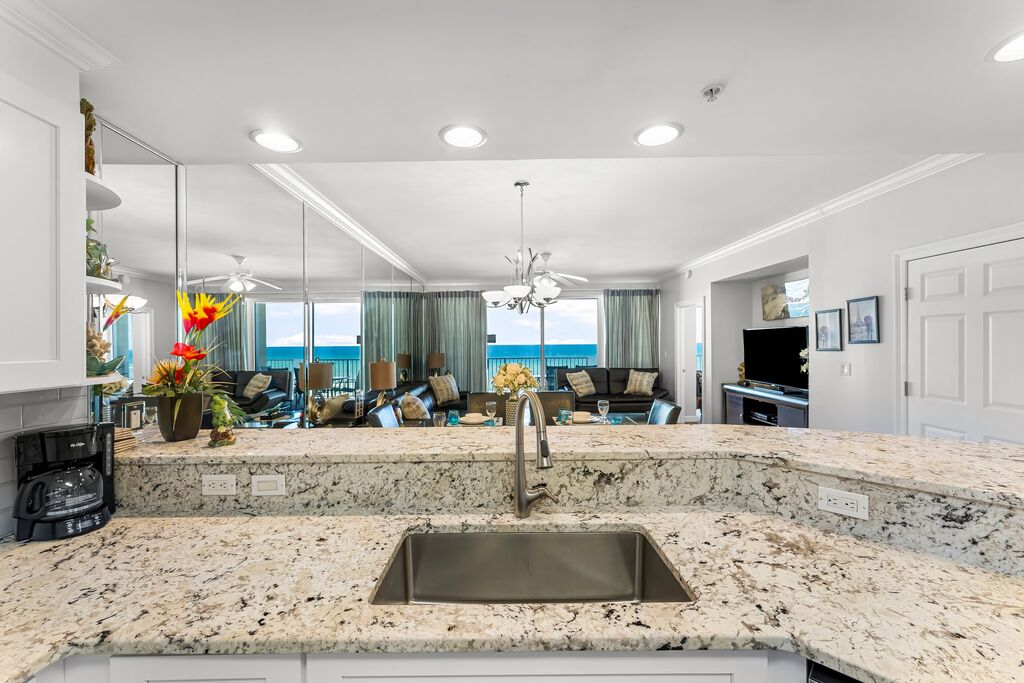 4 Condominium vacation rental located in Panama City Beach 1