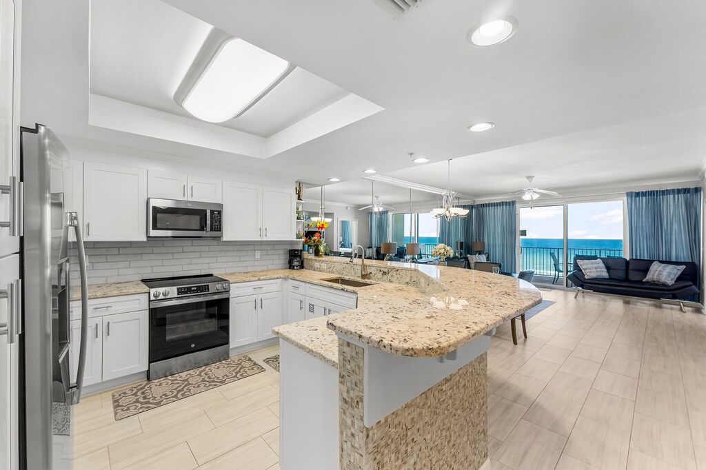 4 Condominium vacation rental located in Panama City Beach 1
