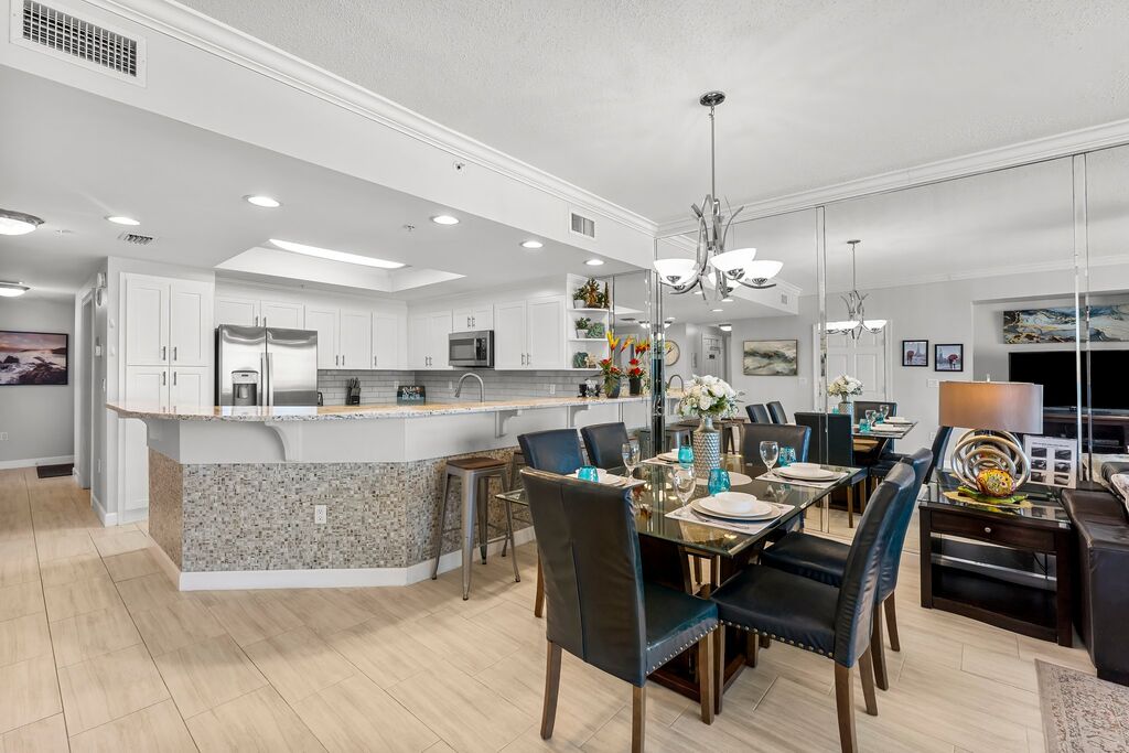 4 Condominium vacation rental located in Panama City Beach 1