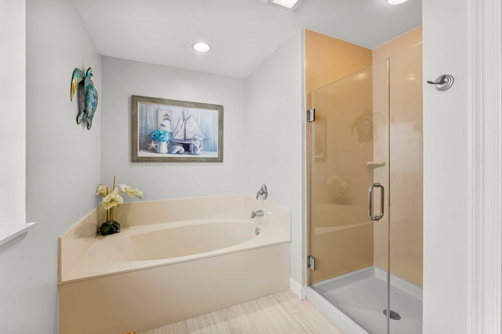 4 Condominium vacation rental located in Panama City Beach 1