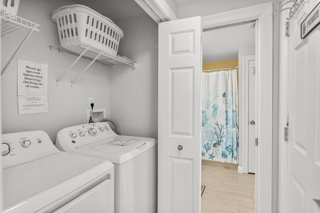 4 Condominium vacation rental located in Panama City Beach 1