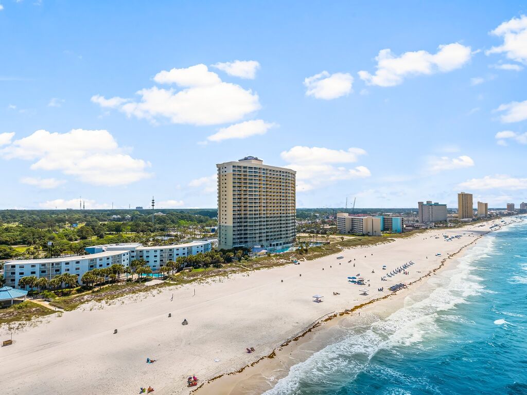 4 Condominium vacation rental located in Panama City Beach 1