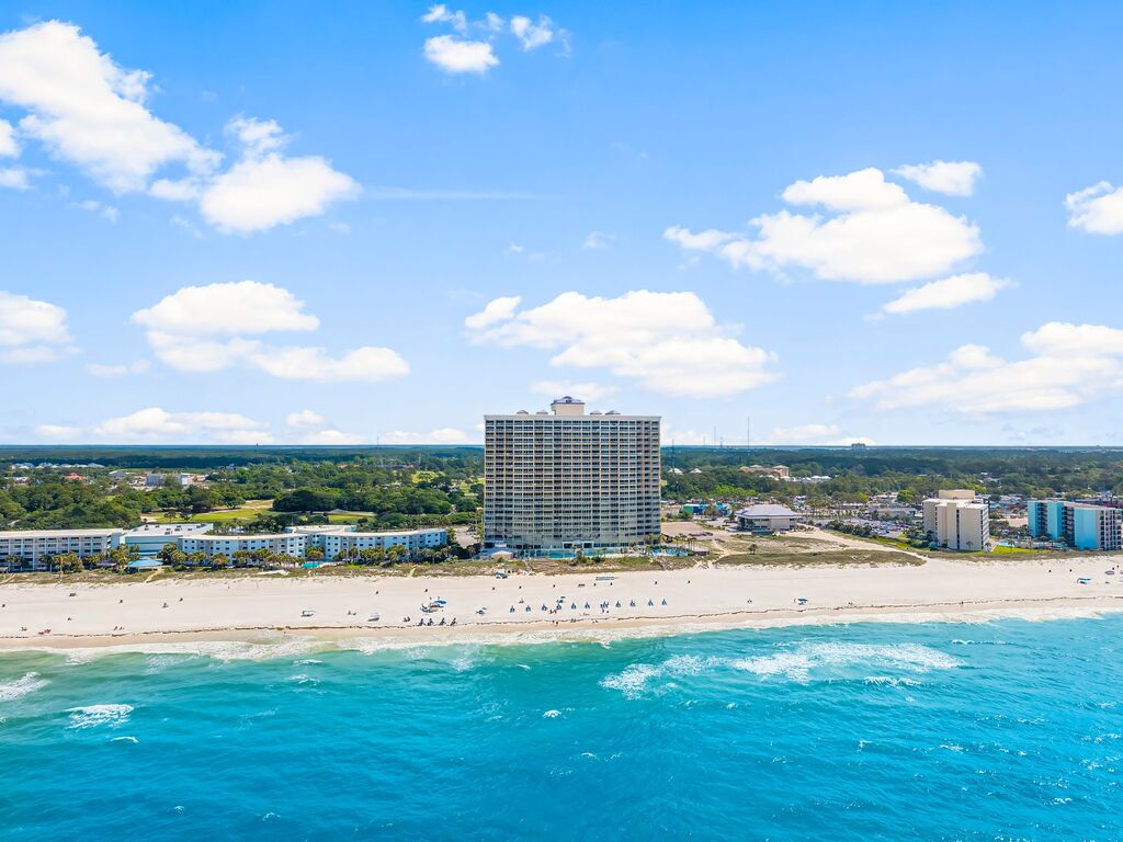 4 Condominium vacation rental located in Panama City Beach 1