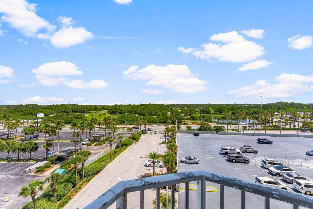 4 Condominium vacation rental located in Panama City Beach 1