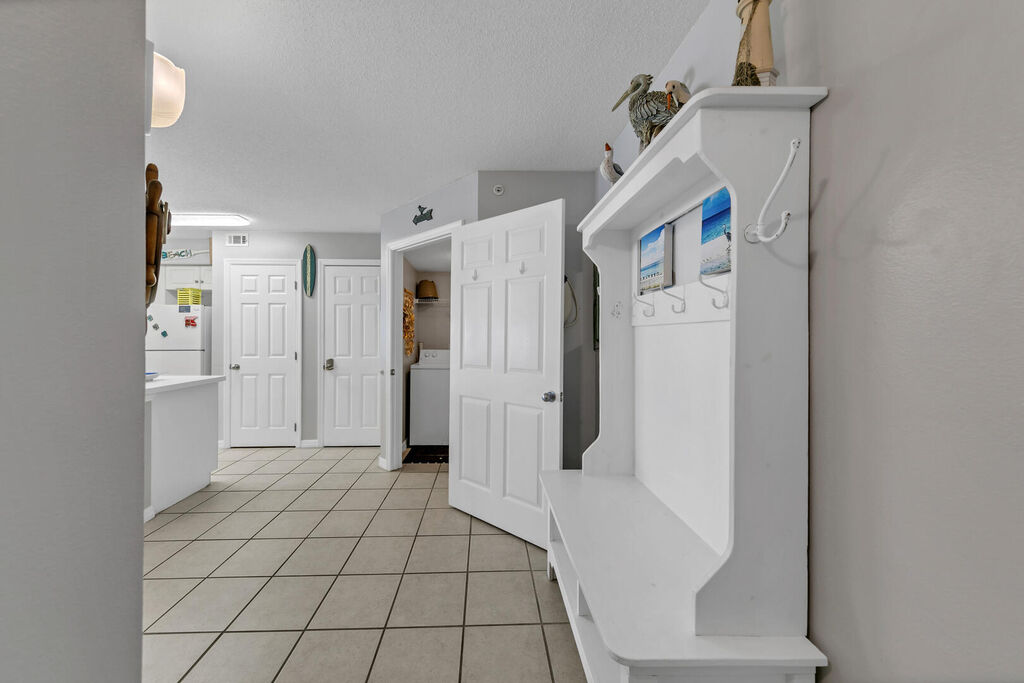 2 Condominium vacation rental located in Okaloosa Island 1