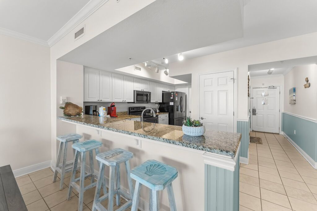 2 Condominium vacation rental located in Panama City Beach 1