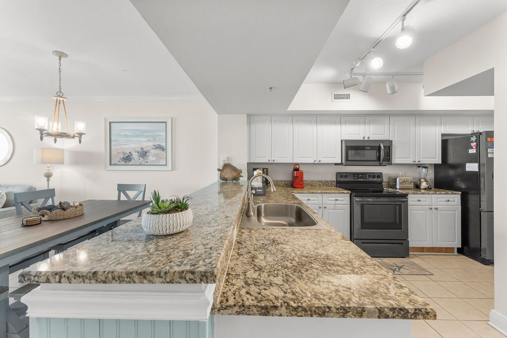 2 Condominium vacation rental located in Panama City Beach 1