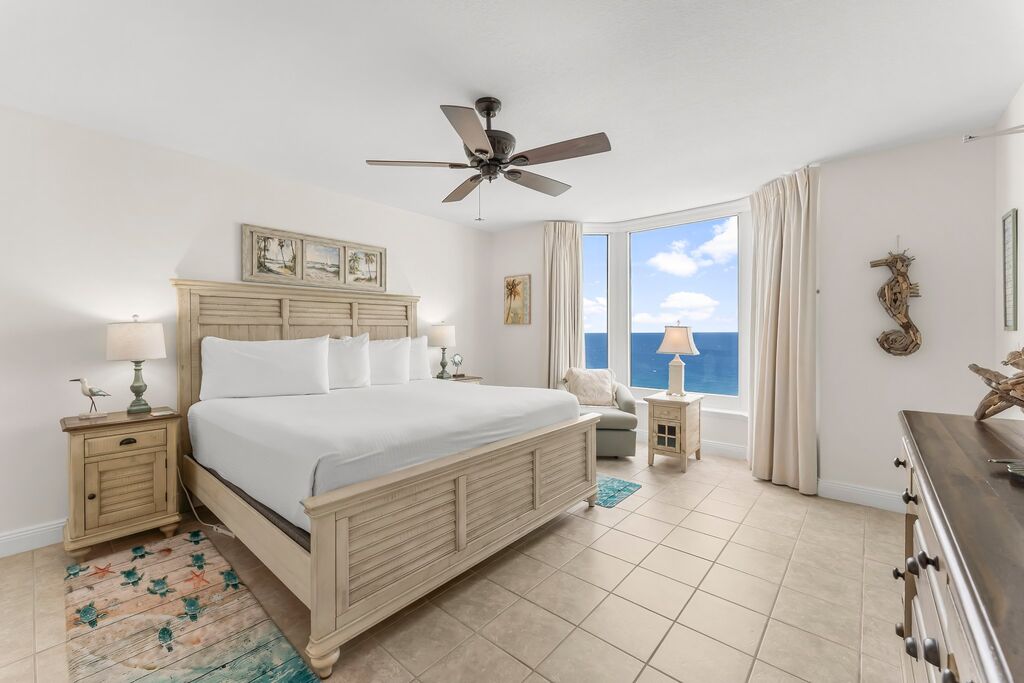 2 Condominium vacation rental located in Panama City Beach 1