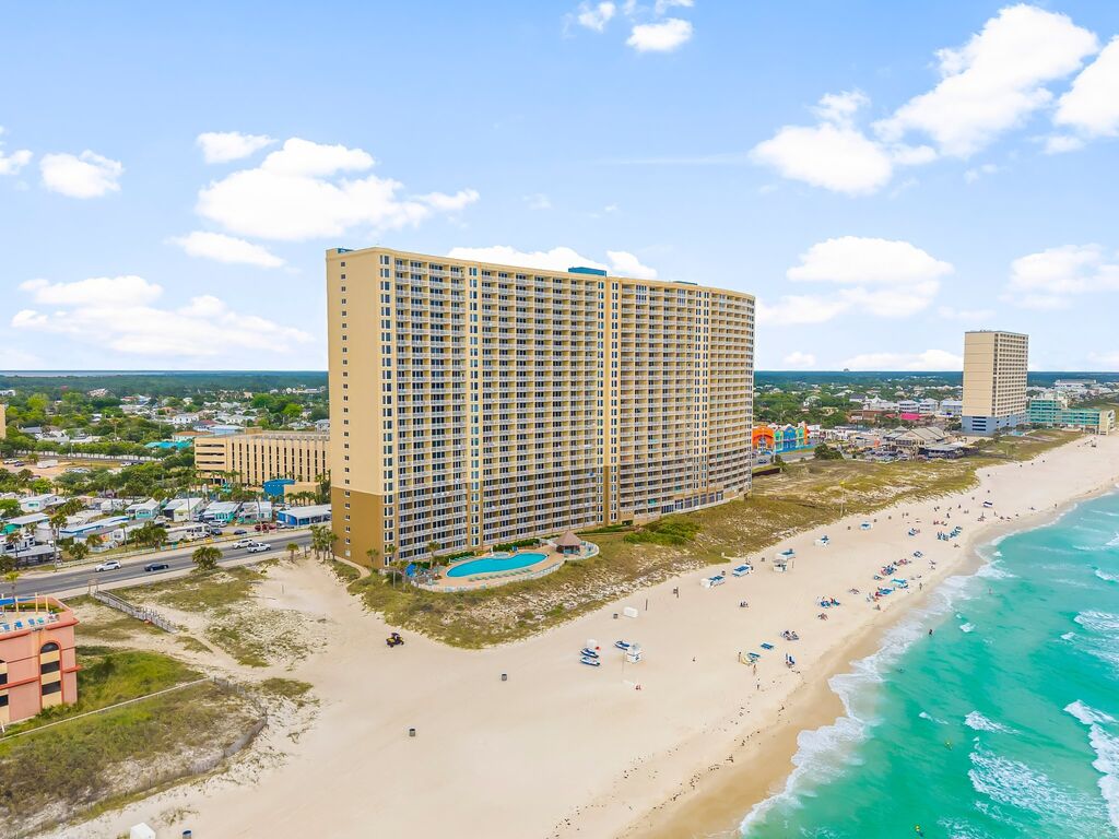 2 Condominium vacation rental located in Panama City Beach 1