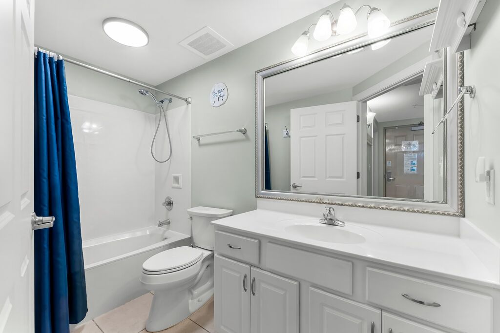 3 Condominium vacation rental located in Panama City Beach 1