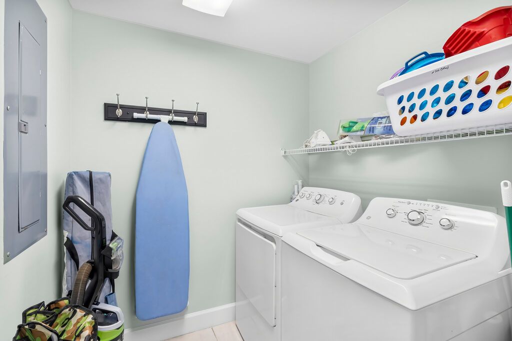 3 Condominium vacation rental located in Panama City Beach 1