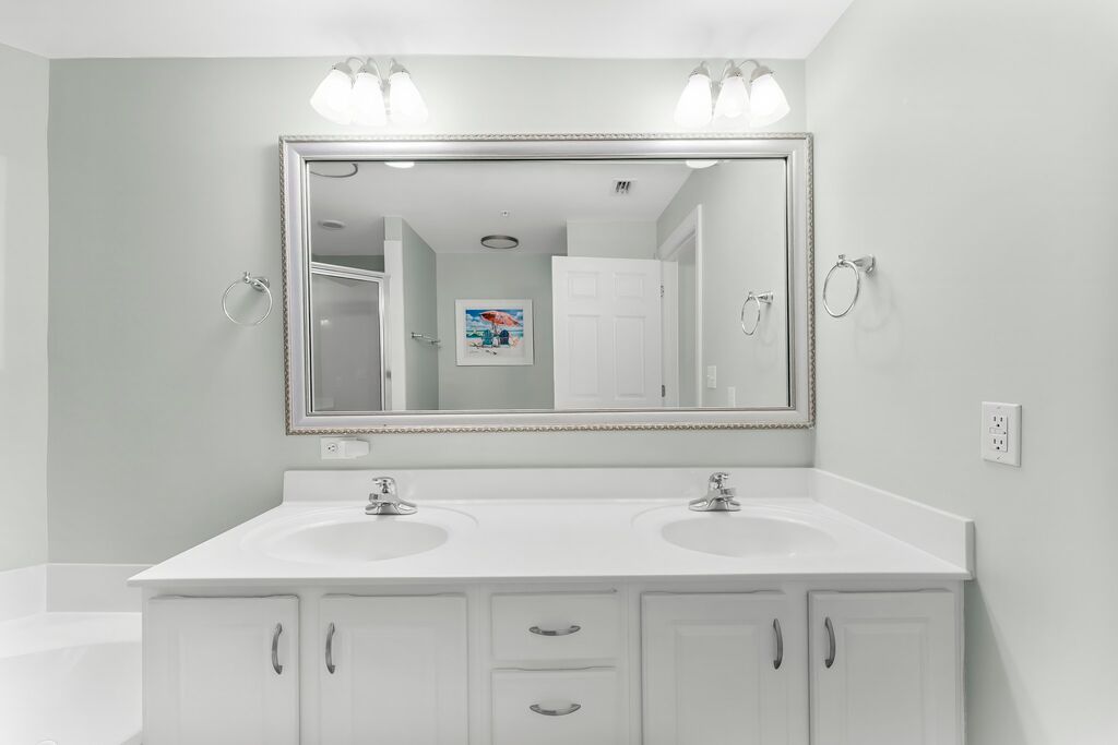 3 Condominium vacation rental located in Panama City Beach 1