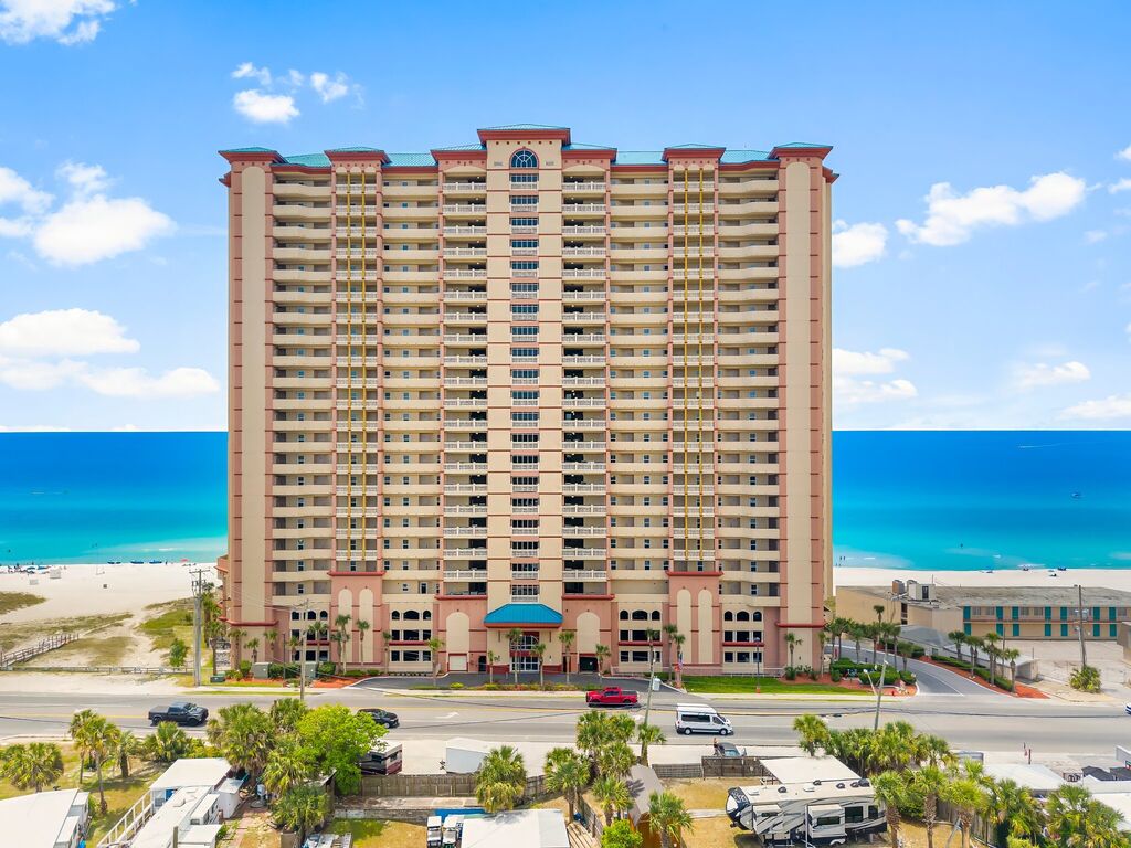 3 Condominium vacation rental located in Panama City Beach 1