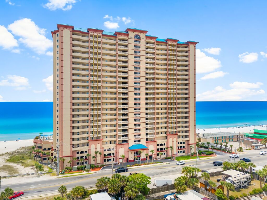 3 Condominium vacation rental located in Panama City Beach 1