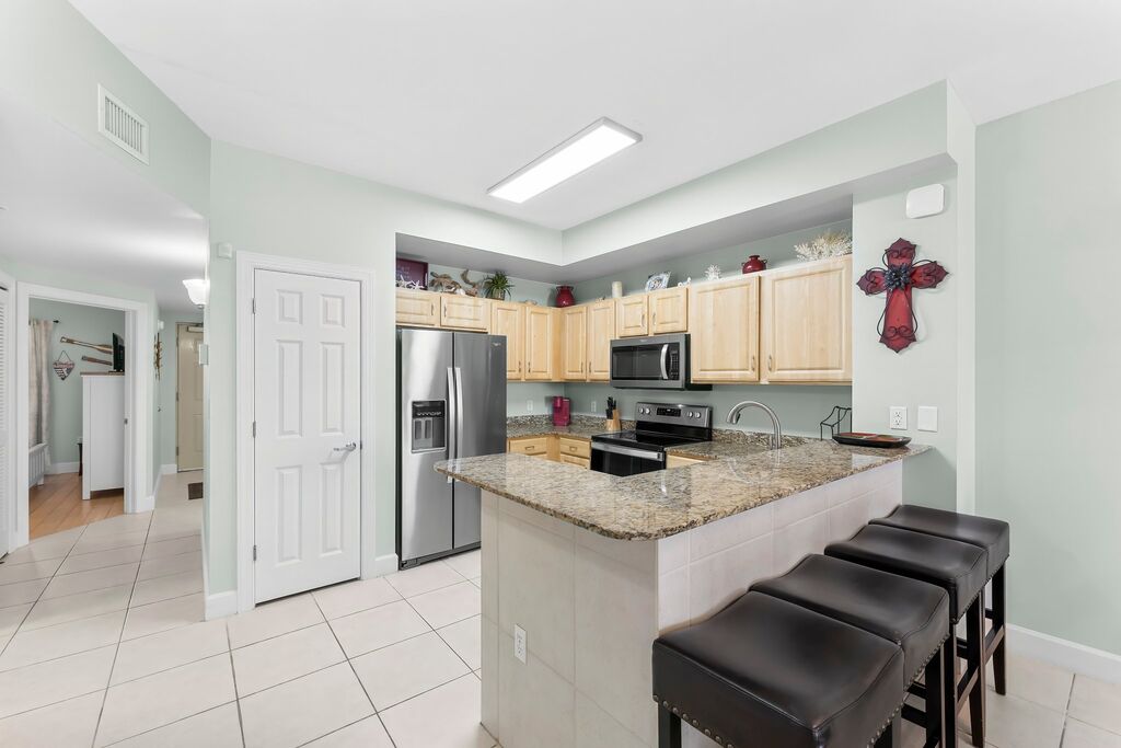 3 Condominium vacation rental located in Panama City Beach 1