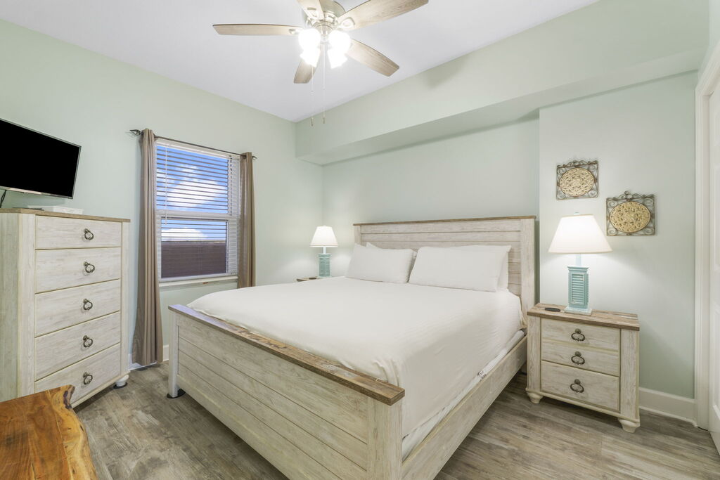 3 Condominium vacation rental located in Panama City Beach 1