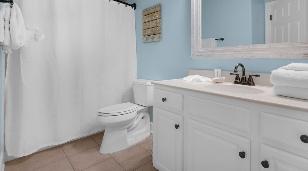 2 Condominium vacation rental located in Panama City Beach 1