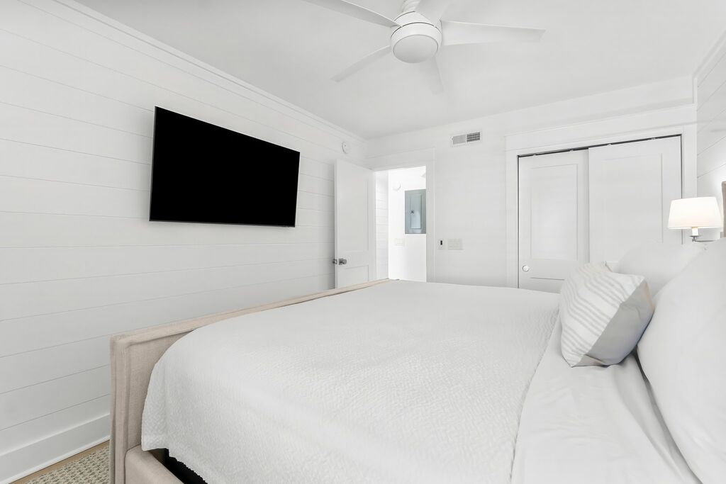 2 Condominium vacation rental located in 30A 1