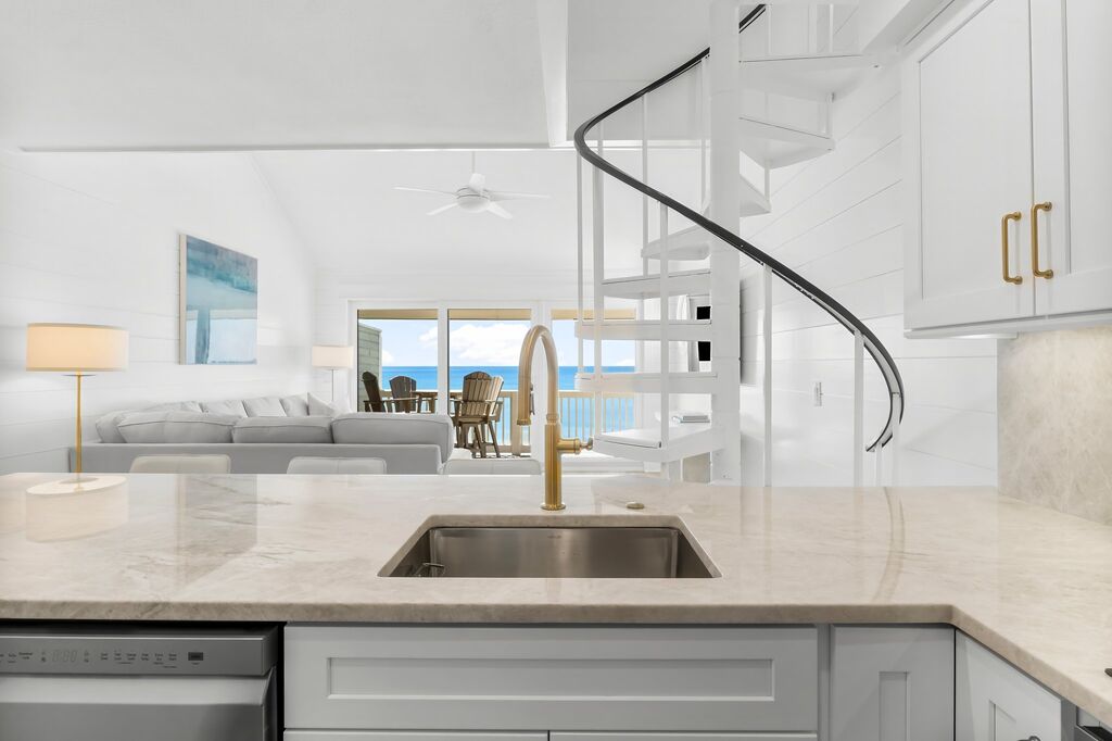 2 Condominium vacation rental located in 30A 1