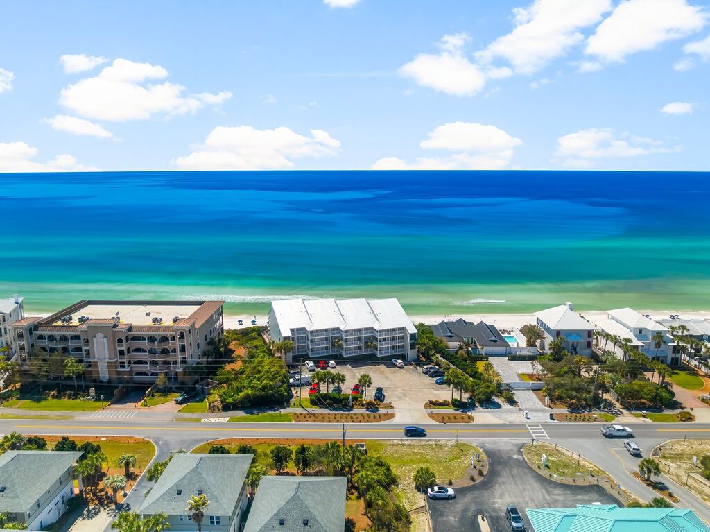 2 Condominium vacation rental located in 30A 1