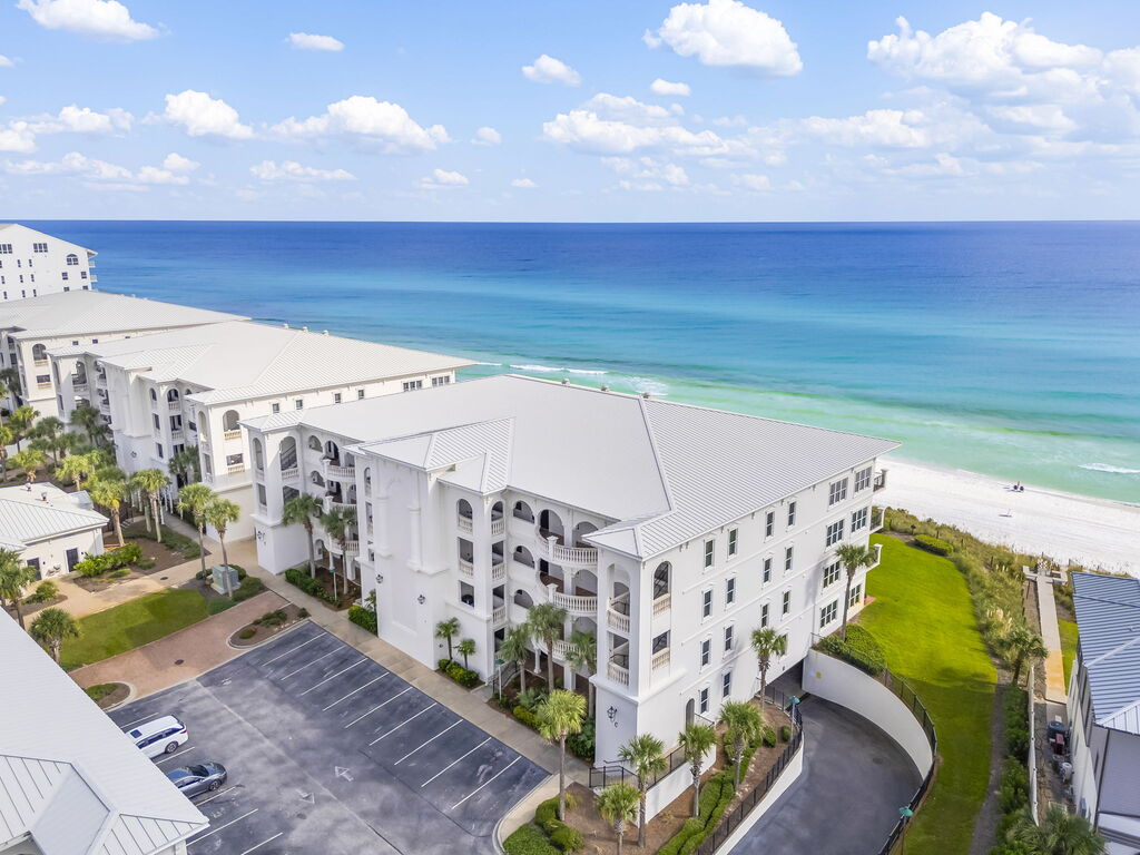 4 Condominium vacation rental located in 30A 1