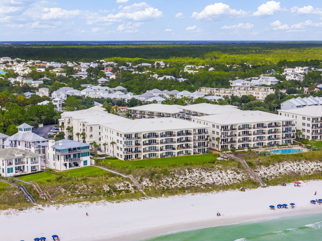 4 Condominium vacation rental located in 30A 1