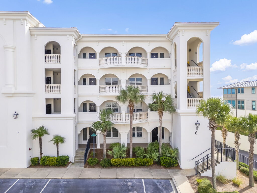 4 Condominium vacation rental located in 30A 1