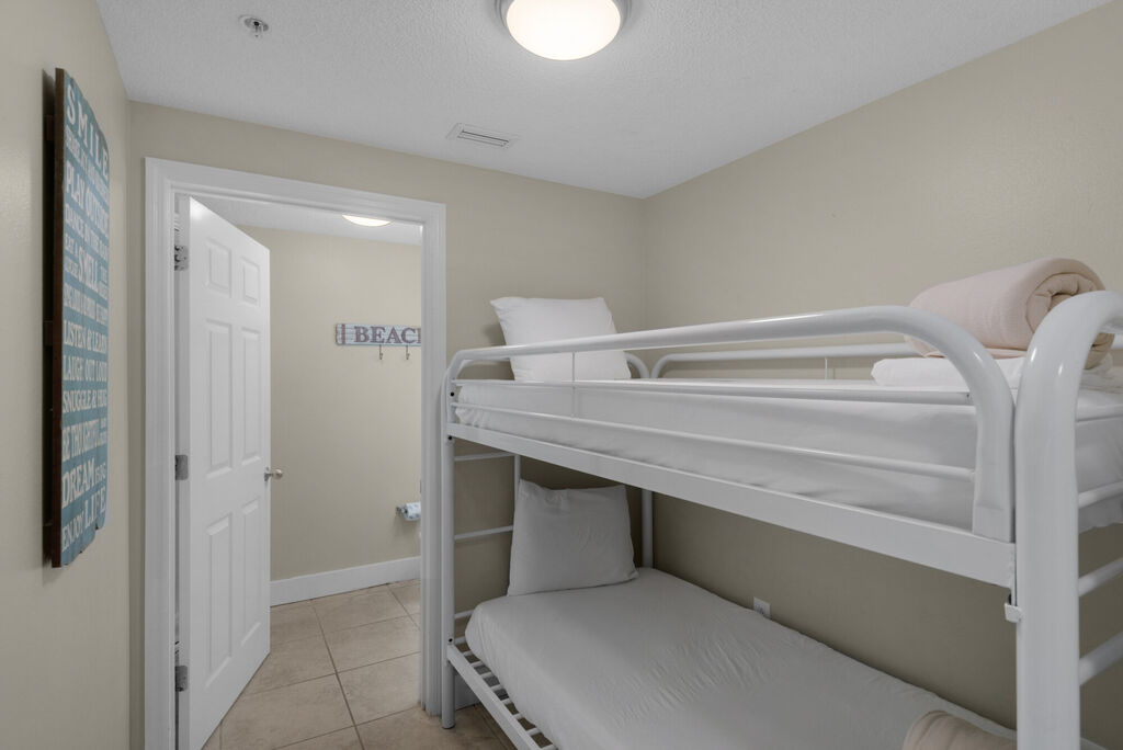 1 Condominium vacation rental located in Panama City Beach 1