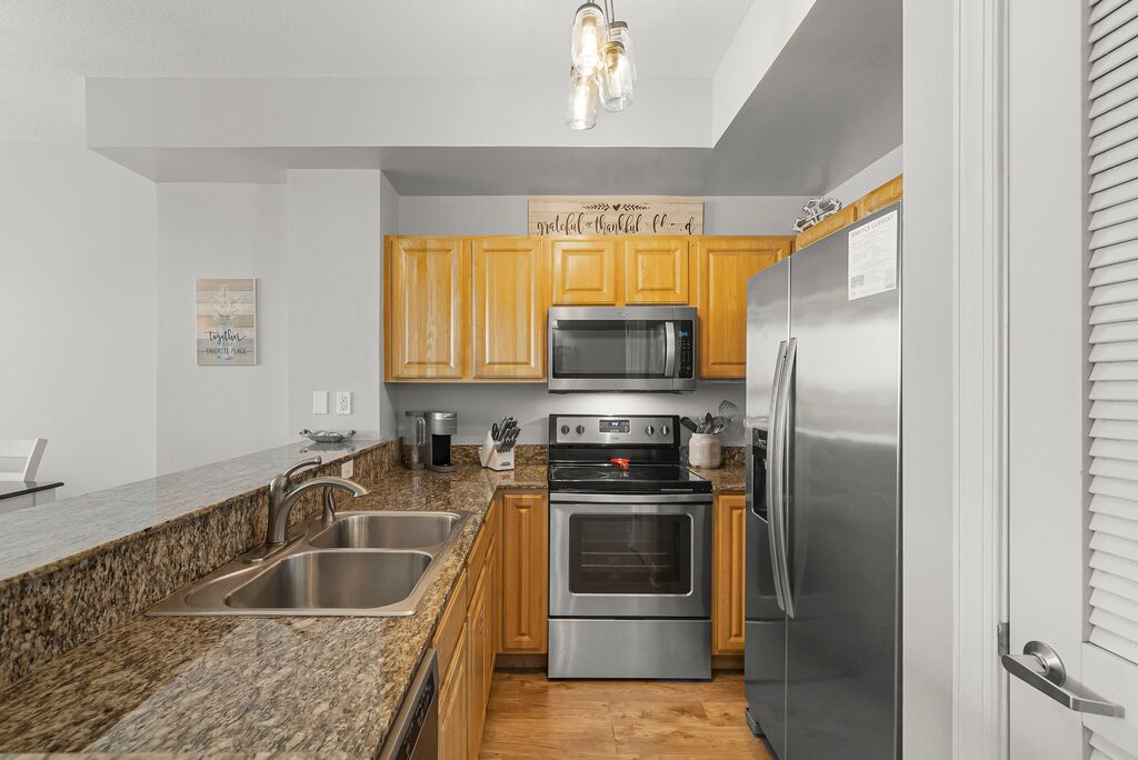 2 Condominium vacation rental located in Panama City Beach 1