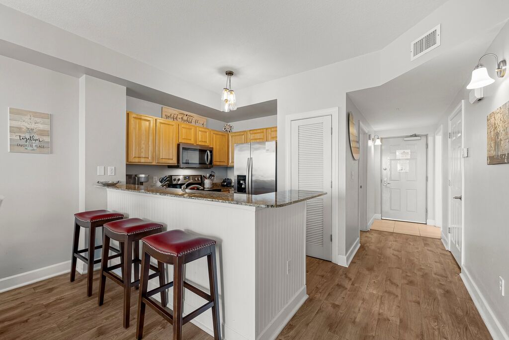 2 Condominium vacation rental located in Panama City Beach 1