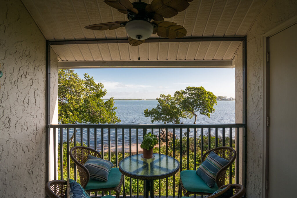 2 Condominium vacation rental located in Anna Maria Island 1