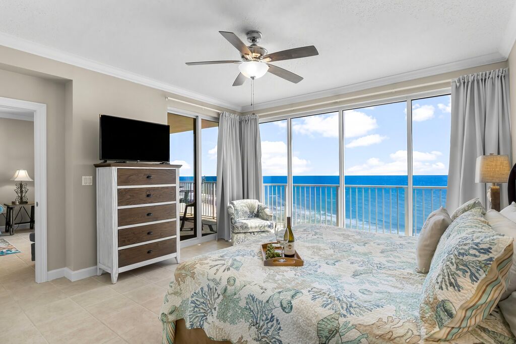 2 Condominium vacation rental located in Panama City Beach 1
