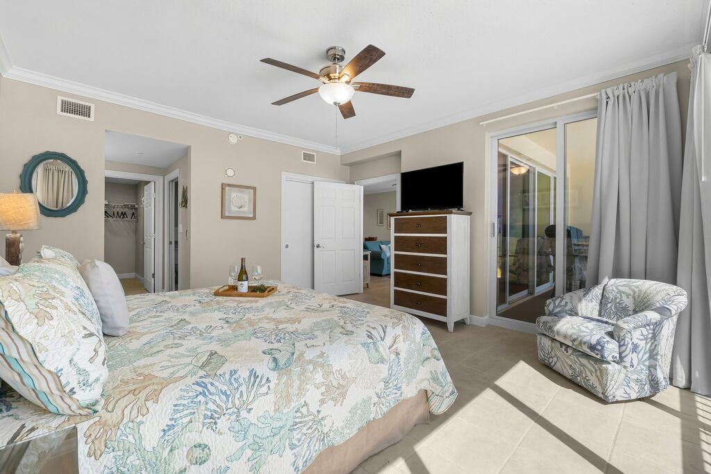 2 Condominium vacation rental located in Panama City Beach 1