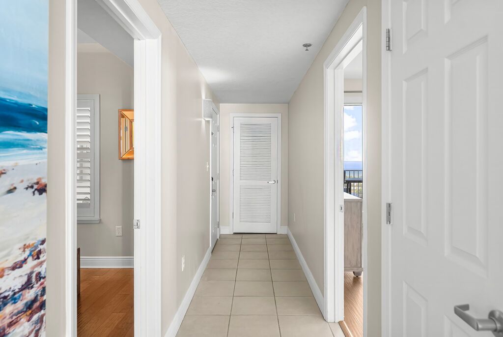 3 Condominium vacation rental located in Destin 1
