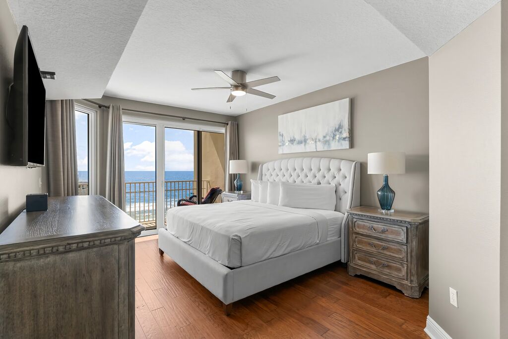 3 Condominium vacation rental located in Destin 1