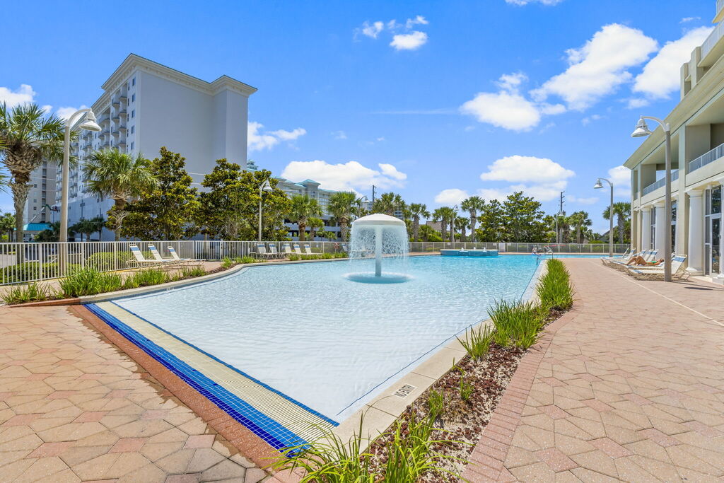 3 Condominium vacation rental located in Destin 1