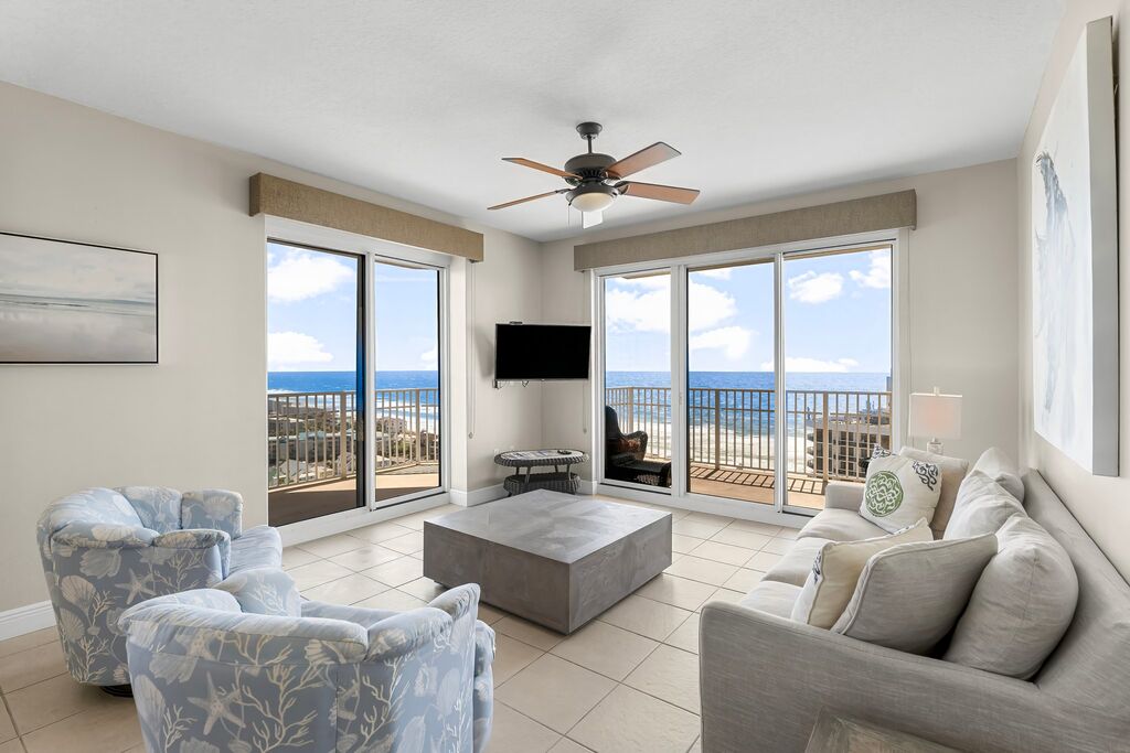 3 Condominium vacation rental located in Destin 1
