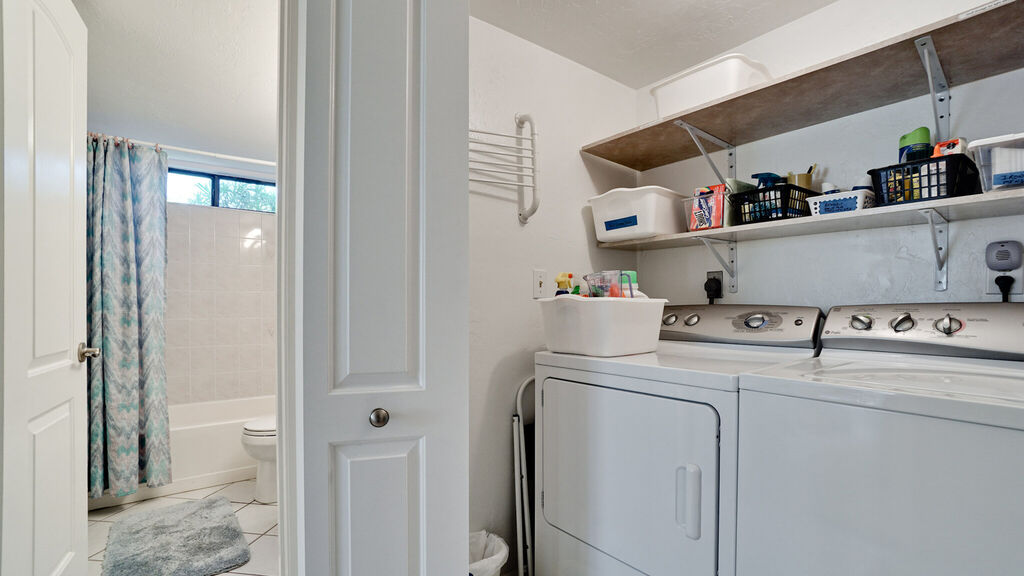 2 Condominium vacation rental located in Anna Maria Island 1