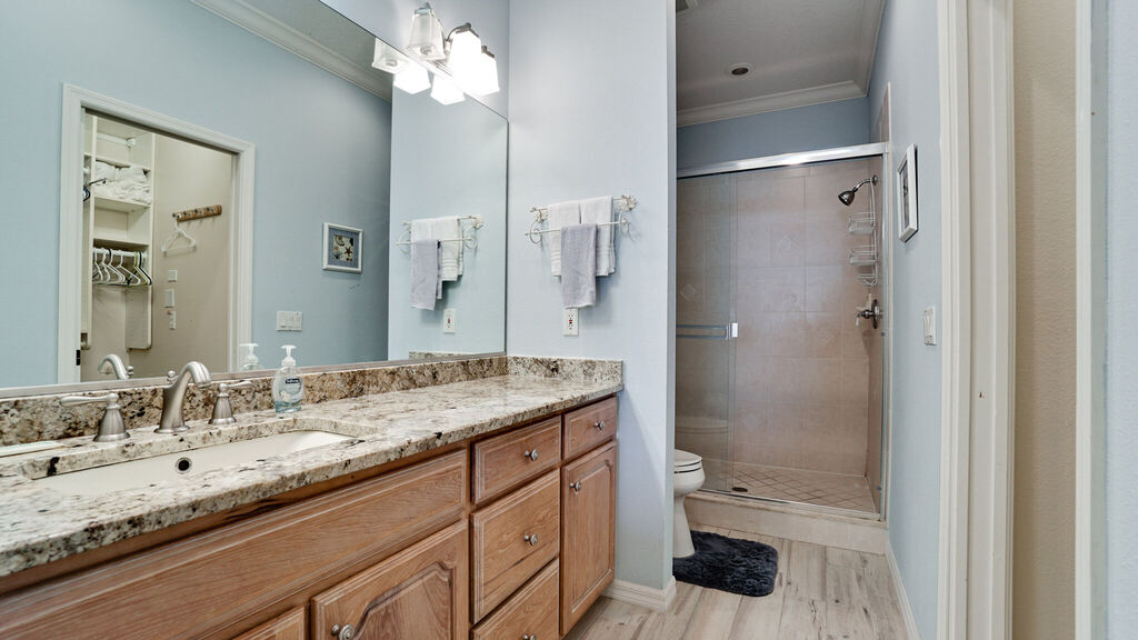 2 Condominium vacation rental located in Anna Maria Island 1