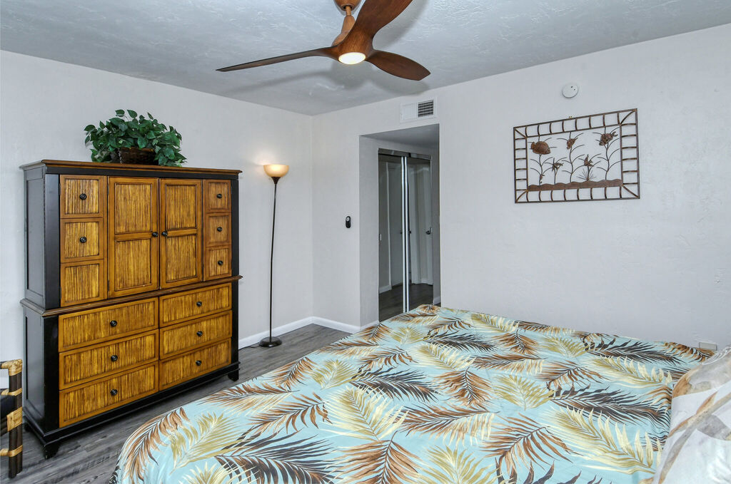 2 Condominium vacation rental located in Anna Maria Island 1