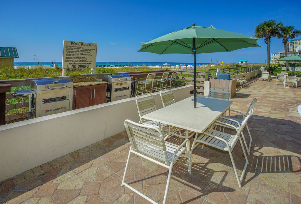 3 Condominium vacation rental located in Destin 1