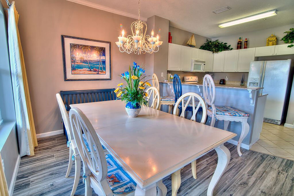 3 Condominium vacation rental located in Destin 1