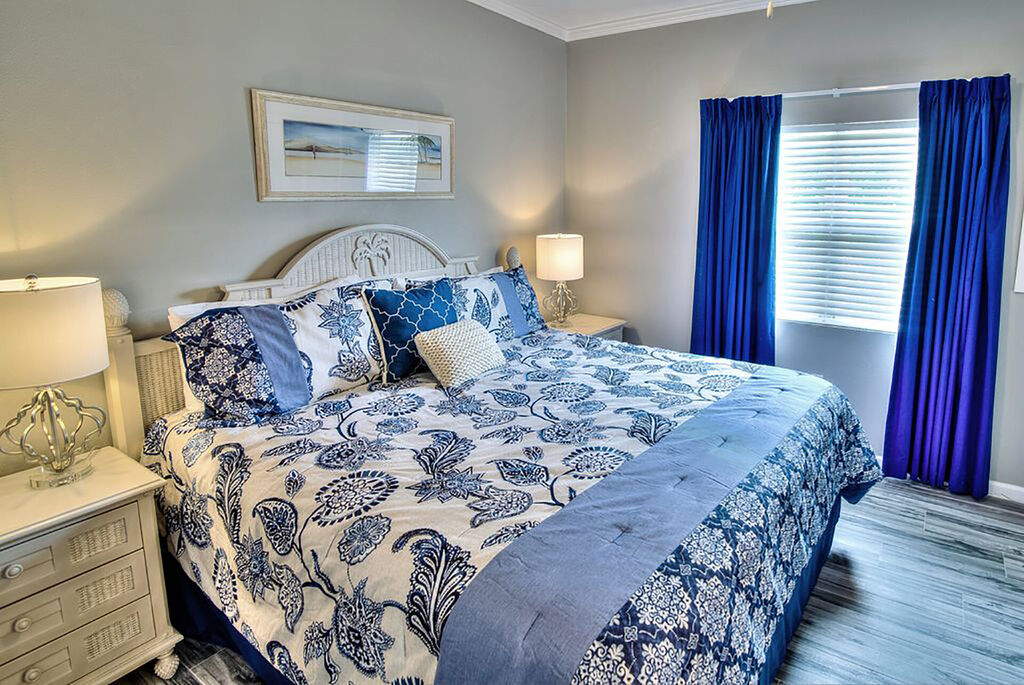 3 Condominium vacation rental located in Destin 1