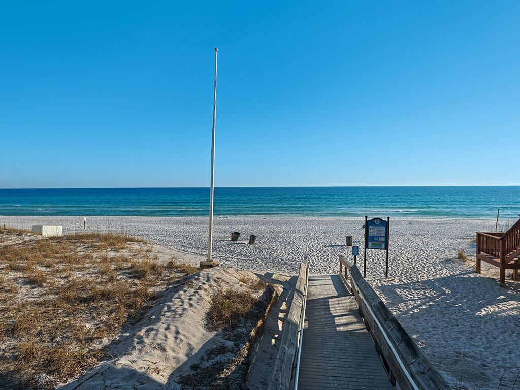 3 House vacation rental located in Destin 1