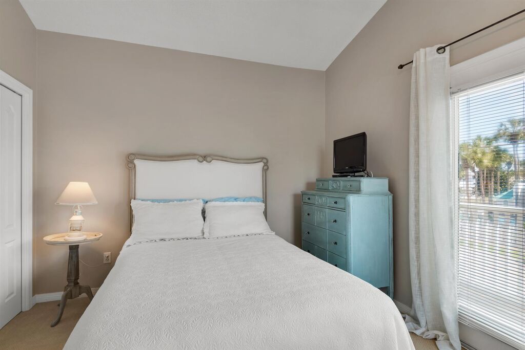 3 House vacation rental located in Destin 1