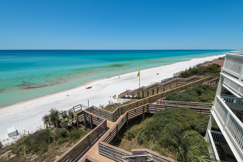 2 Condominium vacation rental located in 30A 1