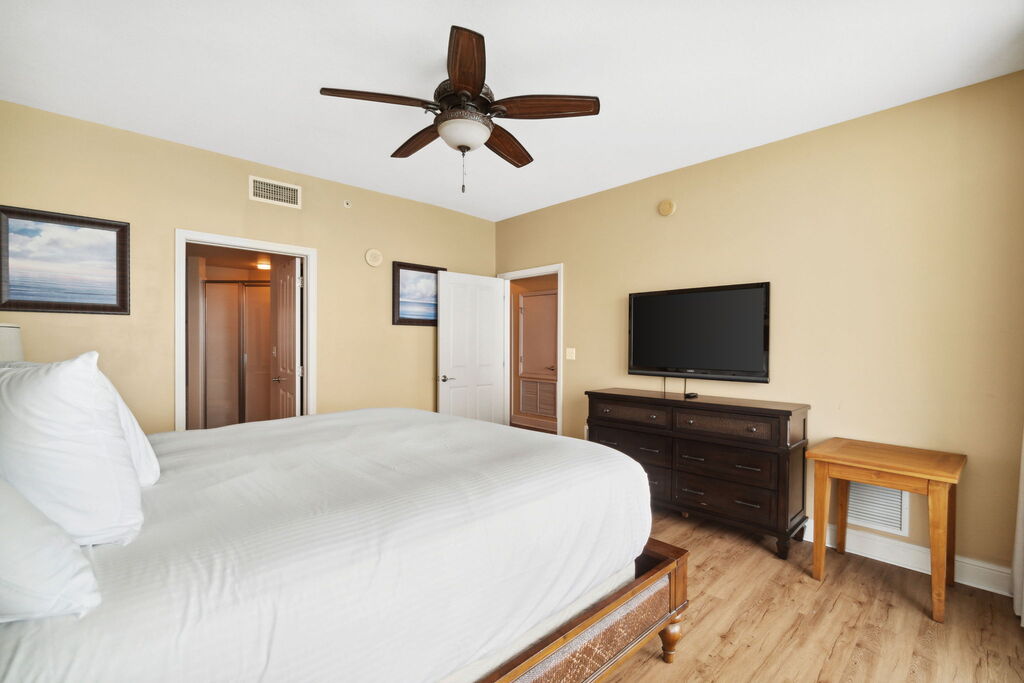 3 Condominium vacation rental located in Panama City Beach 1