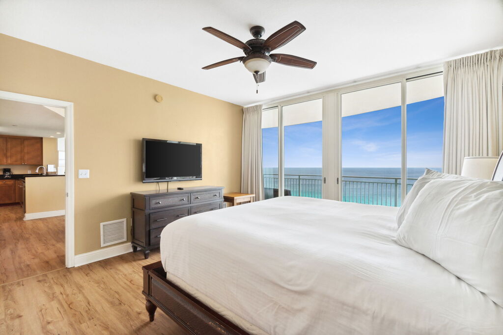 3 Condominium vacation rental located in Panama City Beach 1