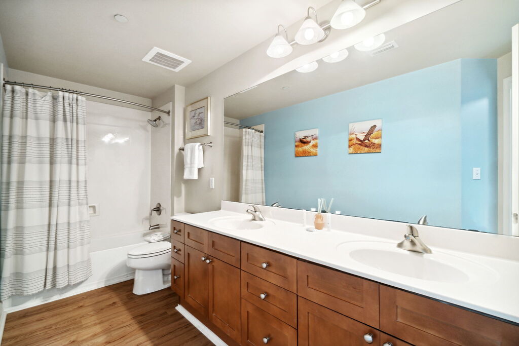3 Condominium vacation rental located in Panama City Beach 1