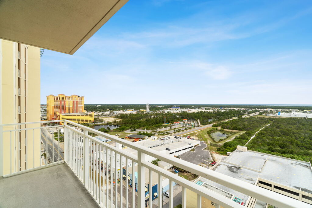 3 Condominium vacation rental located in Panama City Beach 1